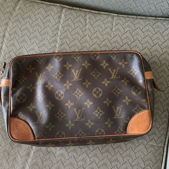 Louis Vuitton Trocadero clutch - Picture 2 of 12